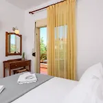 Roxani 호텔 리메나스