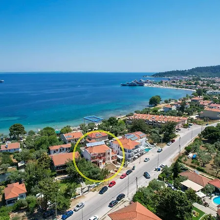 Roxani لايميناس