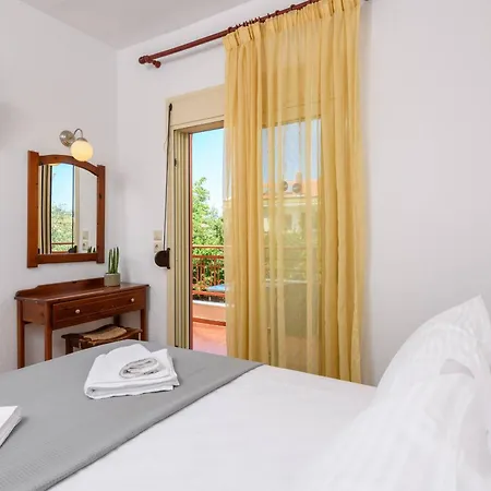 Roxani فندق لايميناس