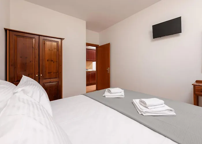 Roxani * Limenas (Thasos)